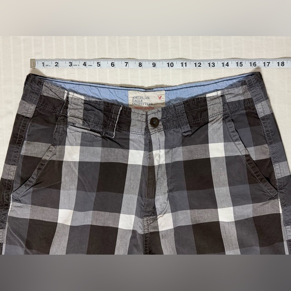 American Eagle Longer Length Grey Plaid Shorts Men's 32 Checkered Bermuda AEO - Picture 9 of 16